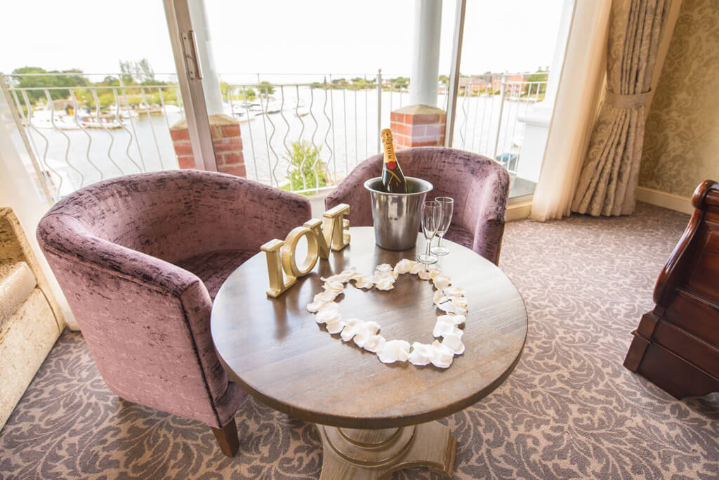 Wherry – Outlon Broad – Junior Suite – Sitting Area